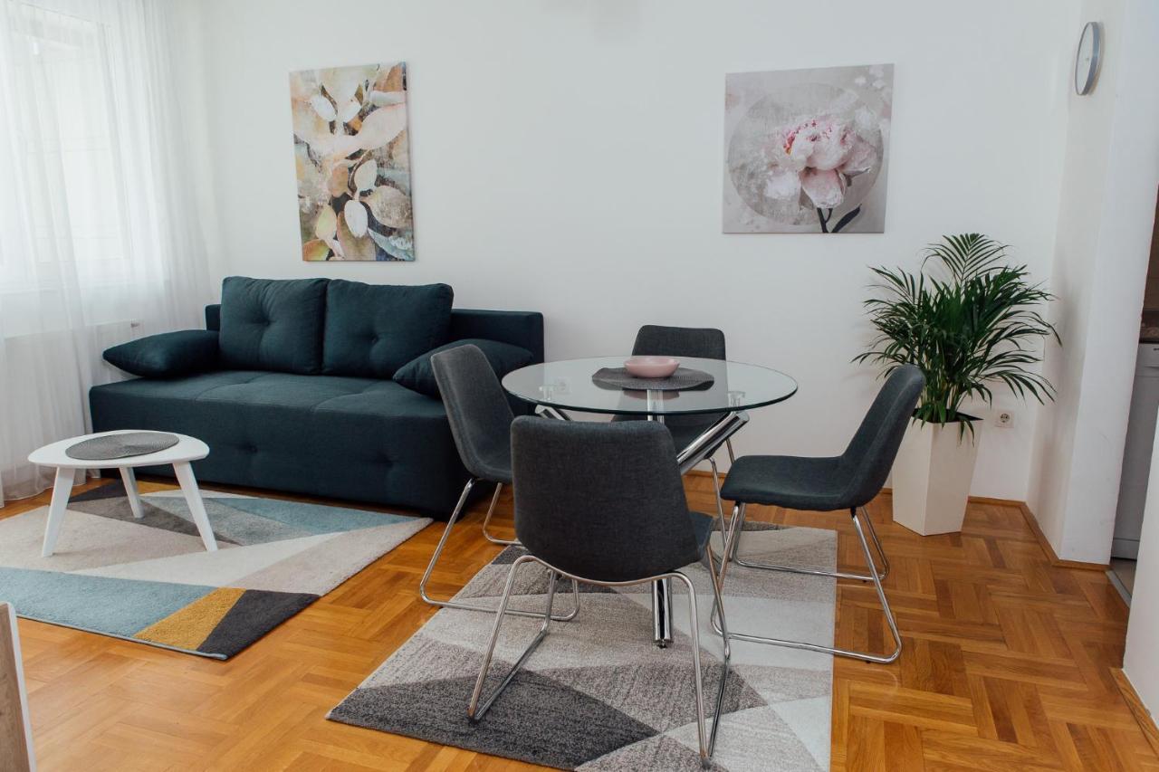 Suite Dreams Valjevo Buitenkant foto