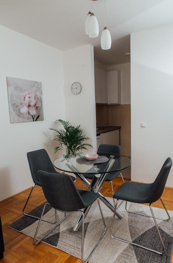 Suite Dreams Valjevo Buitenkant foto